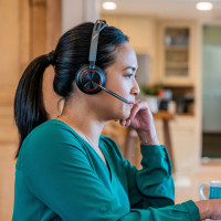 Slika HP Poly Voyager Focus 2 M USB-C-C HS + USB-C/A